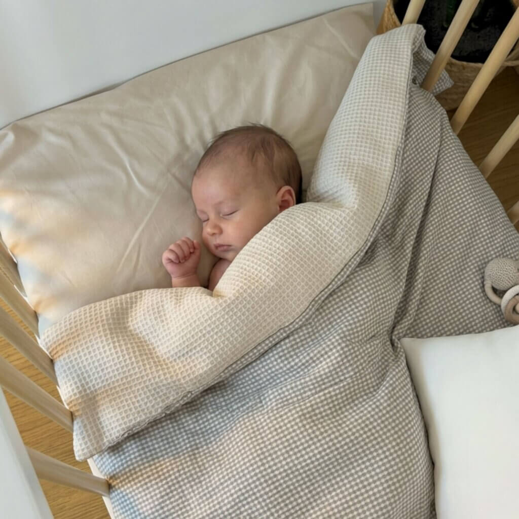 bebé durmiendo textil lauki